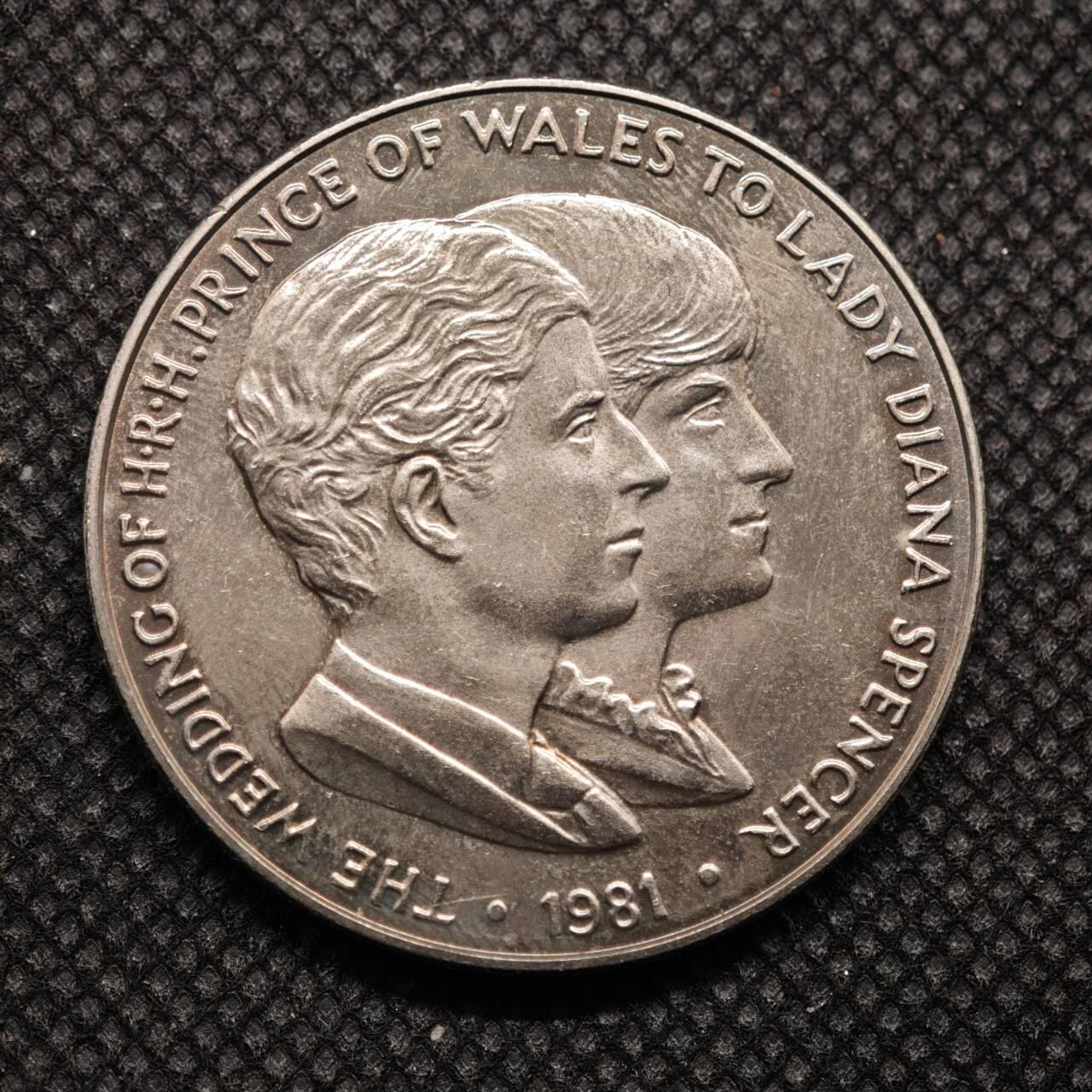 【淘币小摊】限时拍第八百零七拍  克朗币邮币封场  满百包邮可预留两周  周一统一发货  1981年戴安娜王妃大婚纪念币