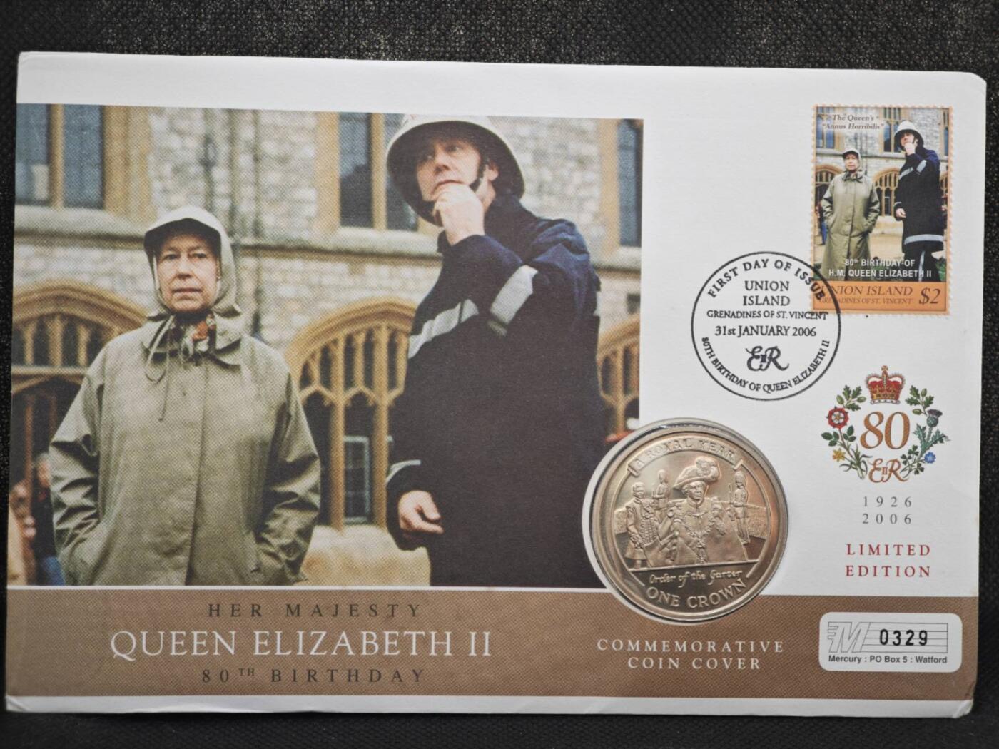 【淘币小摊】限时拍第八百零七拍  克朗币邮币封场  满百包邮可预留两周  周一统一发货    直布罗陀2005年女王80周岁克朗纪念币邮币封