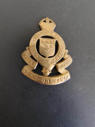 老王徽章第165期 - 英国皇家军械署帽徽    一战时期    背杆损坏