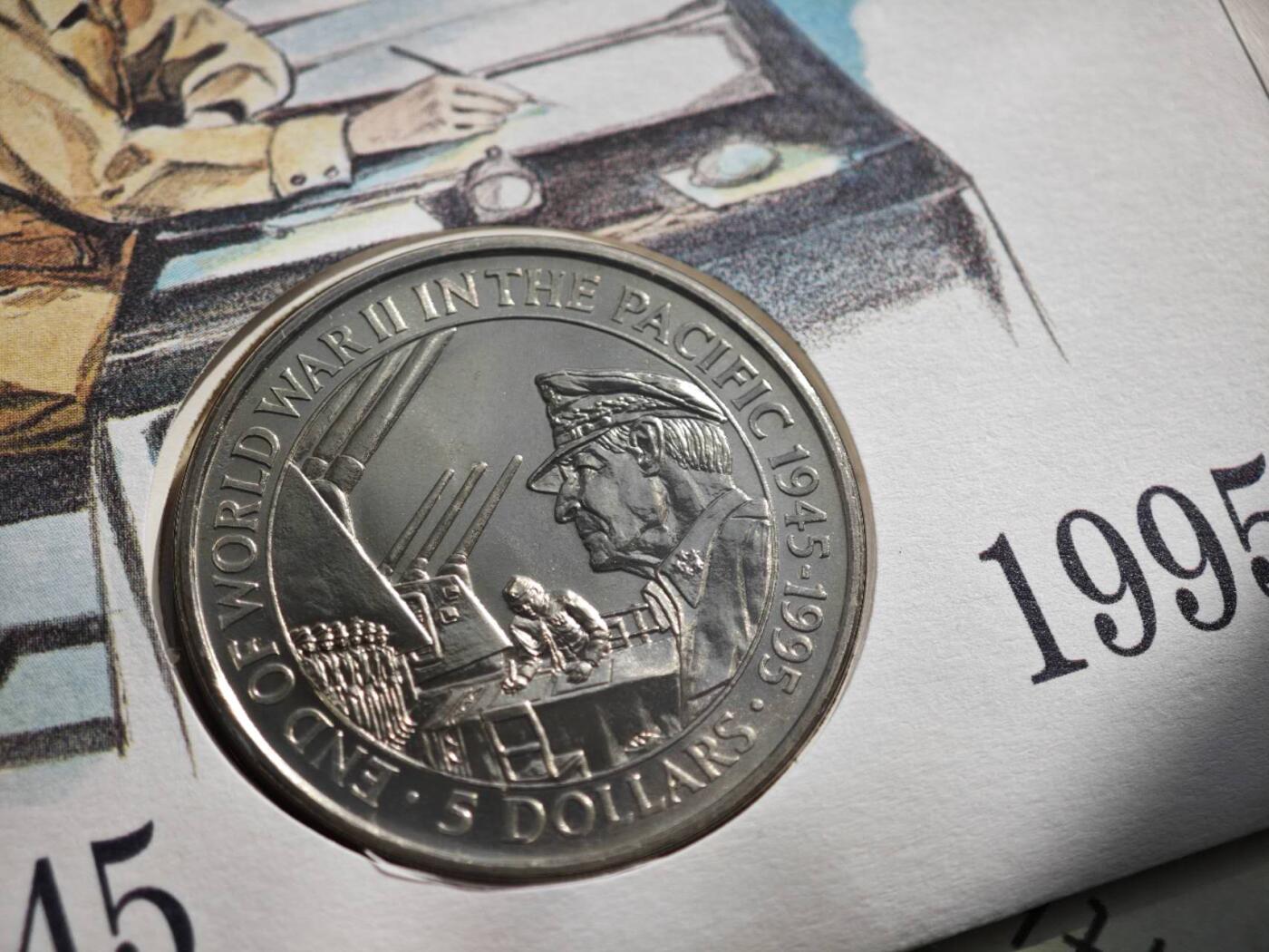 【淘币小摊】限时拍第八百零七拍  克朗币邮币封场  满百包邮可预留两周  周一统一发货   所罗门群岛1995年二战胜利50周年5元纪念币邮币封