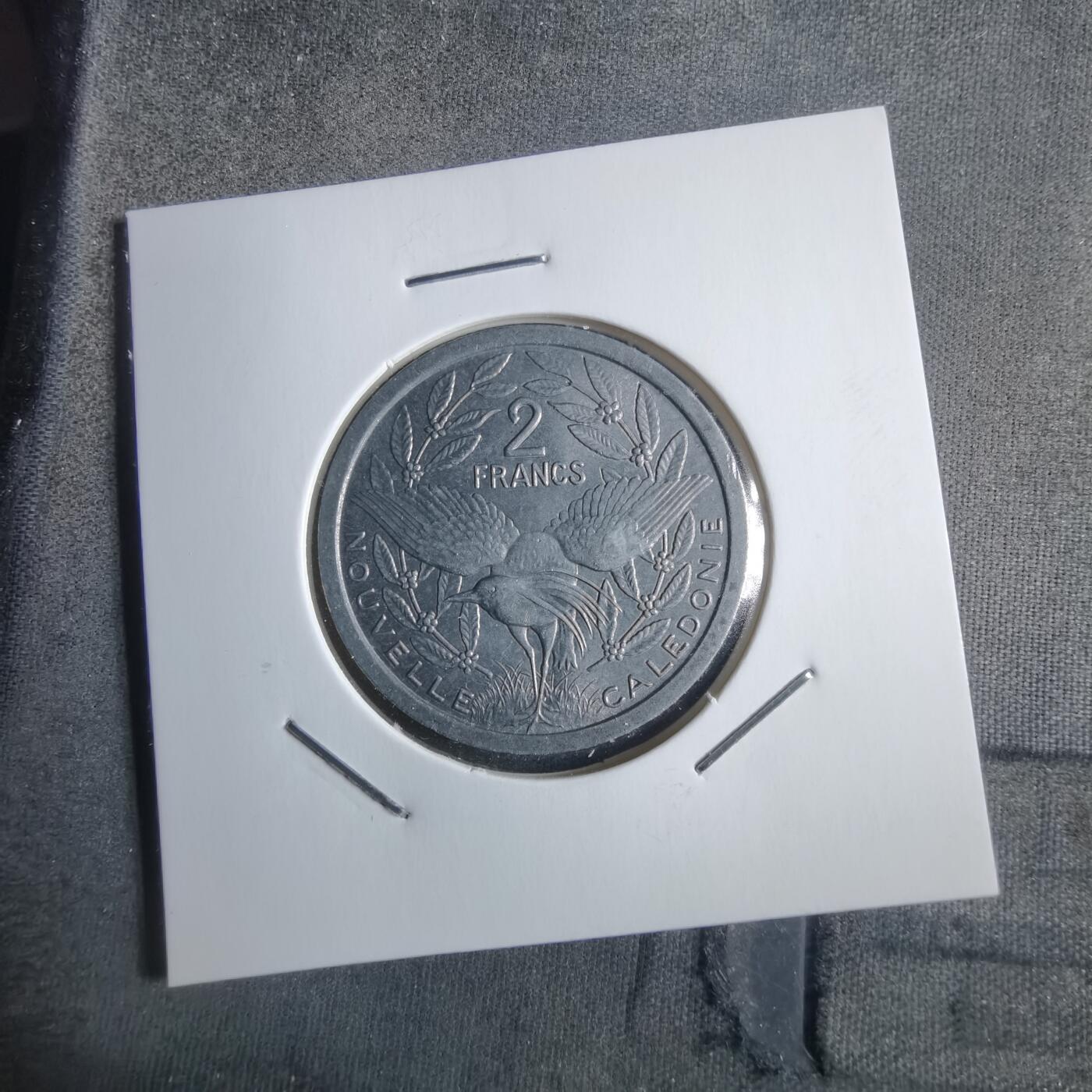 沼泽如烟--第912场 法属新喀里多尼亚1977年2法郎