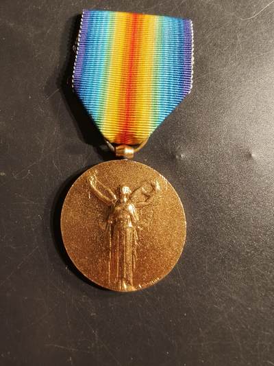 老王徽章第165期 -  法国一战胜利奖章