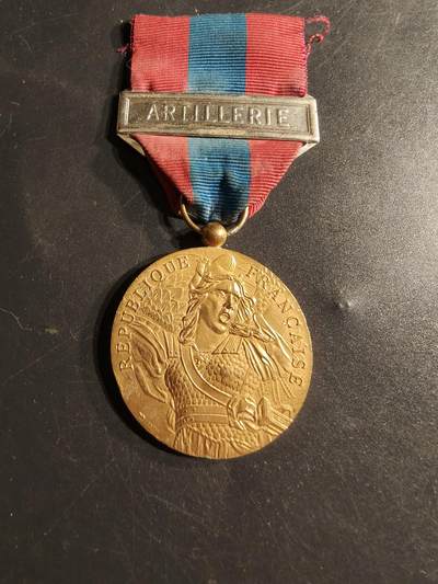 老王徽章第165期 - 法国金级国防服役奖章    炮兵勋条 