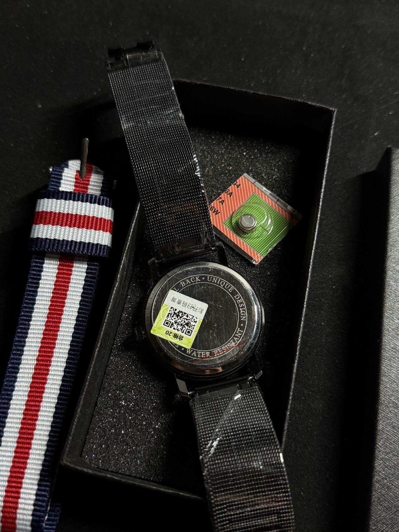 戎马世界章牌大赏第108期 中国抗日战争814空战纪念手表