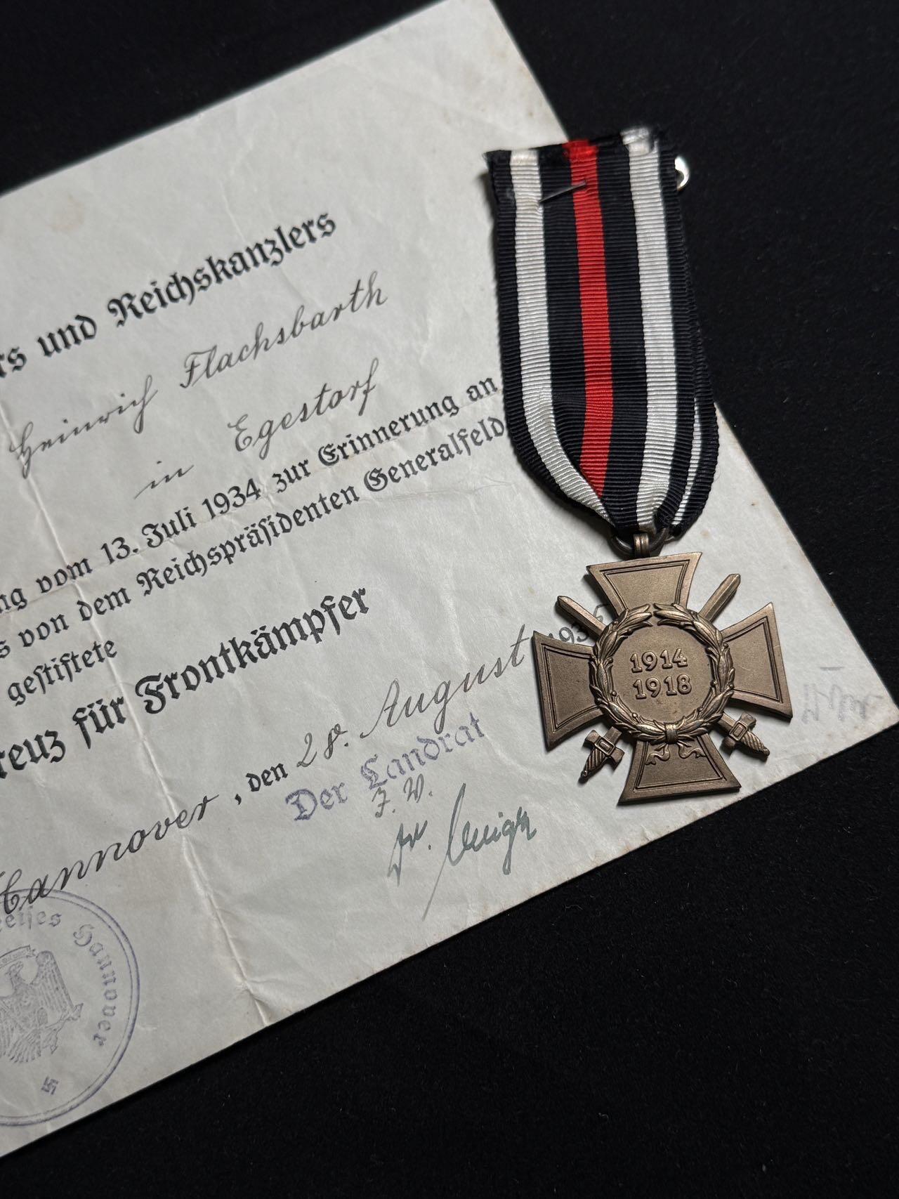 戎马世界章牌大赏第108期 德国兴登堡奖章，带证，军事版
