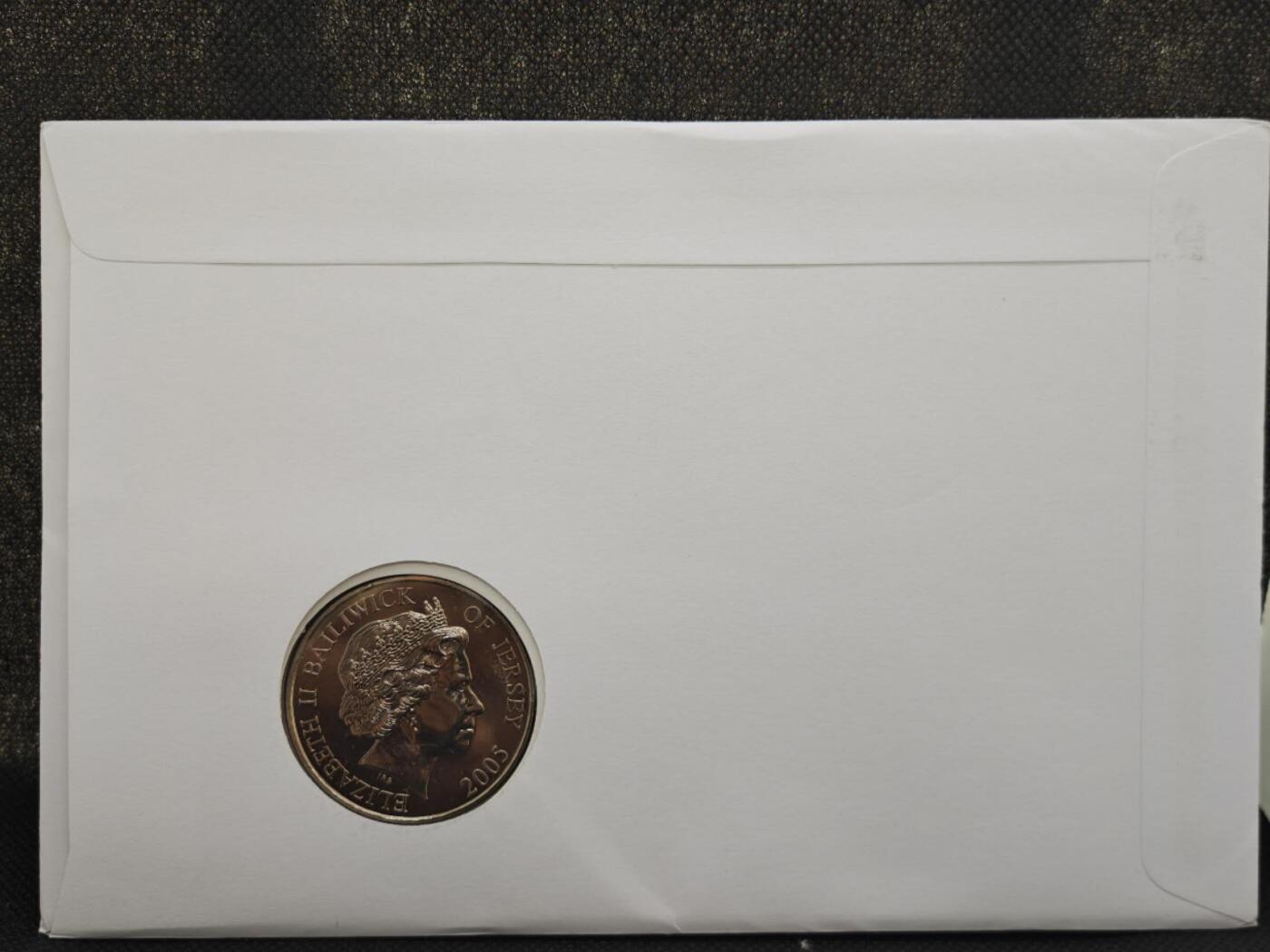 【淘币小摊】限时拍第八百零七拍  克朗币邮币封场  满百包邮可预留两周  周一统一发货  泽西岛2005年二战胜利60周年5镑纪念币邮币封