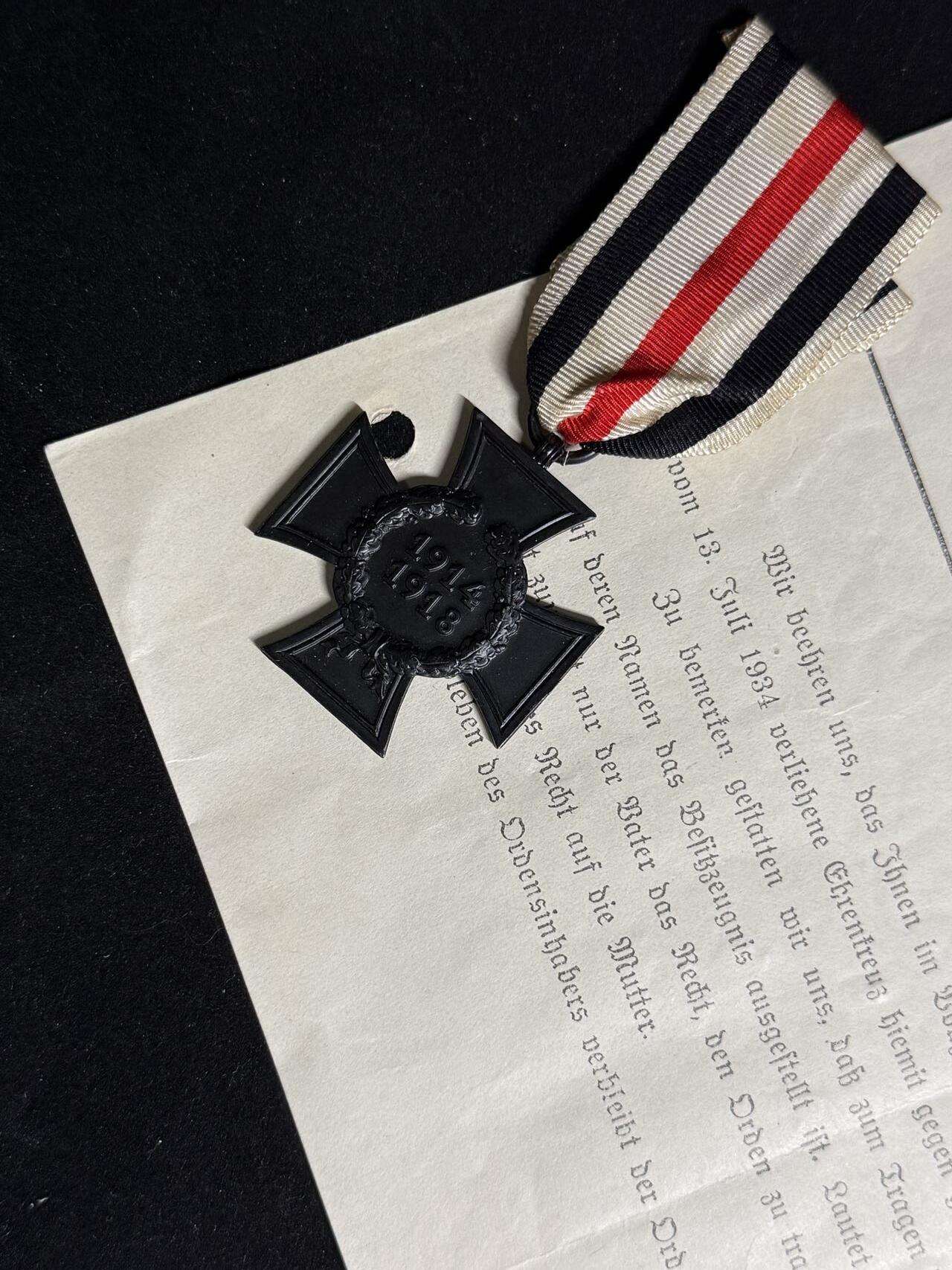 戎马世界章牌大赏第108期 德国兴登堡奖章，带证，遗属版，少见