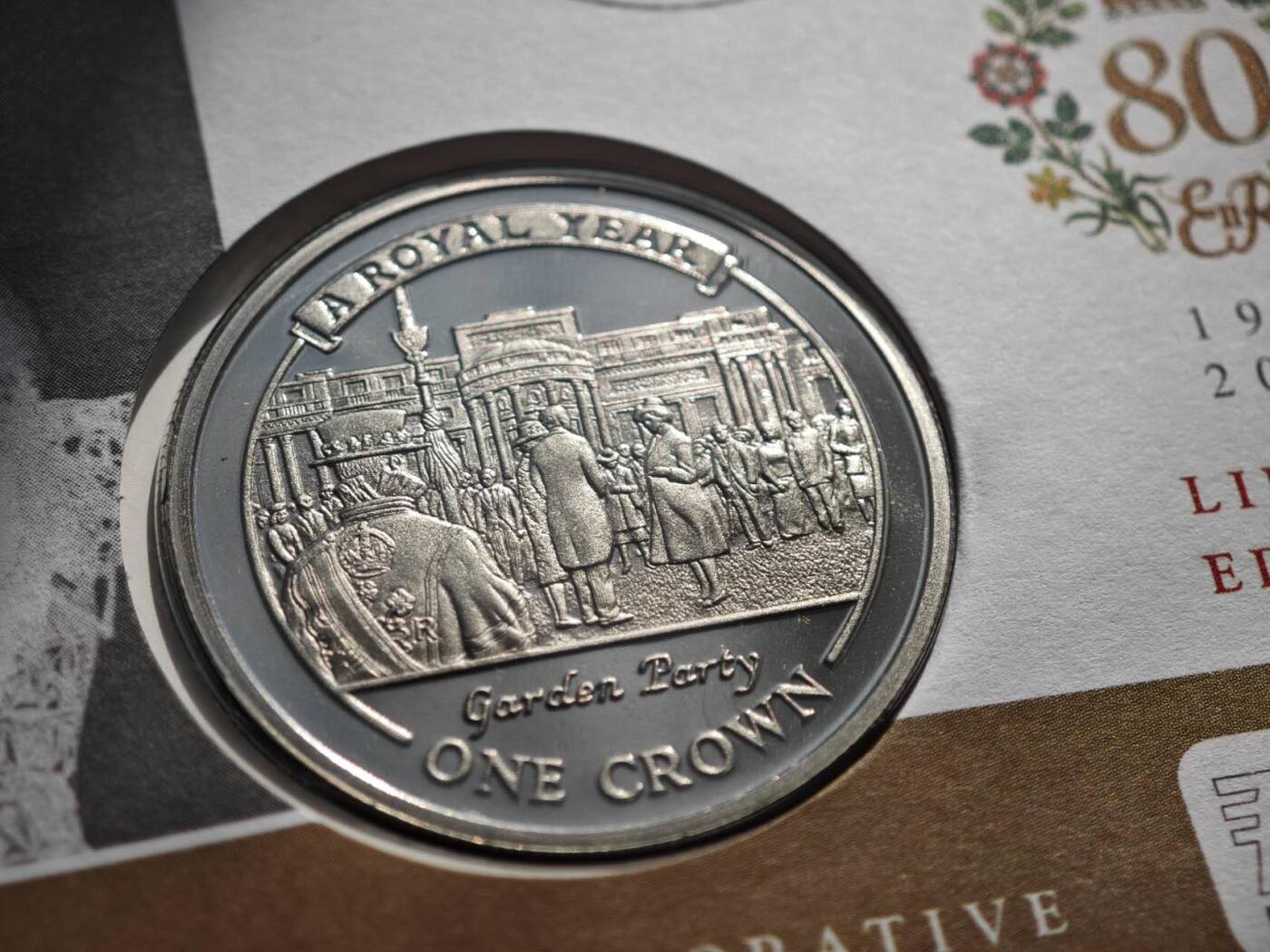 【淘币小摊】限时拍第八百零七拍  克朗币邮币封场  满百包邮可预留两周  周一统一发货   直布罗陀2005年女王80周岁克朗纪念币邮币封