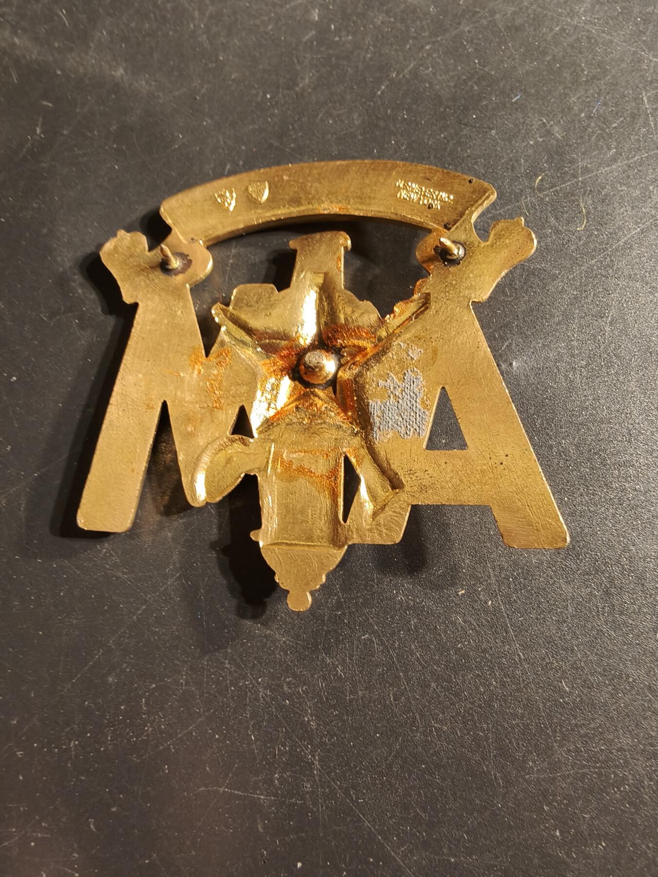 老王徽章第165期 美国德克萨斯军事学院大檐帽帽徽 