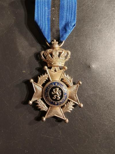 老王徽章第165期 - 比利时骑士级利奥波德二世勋章     