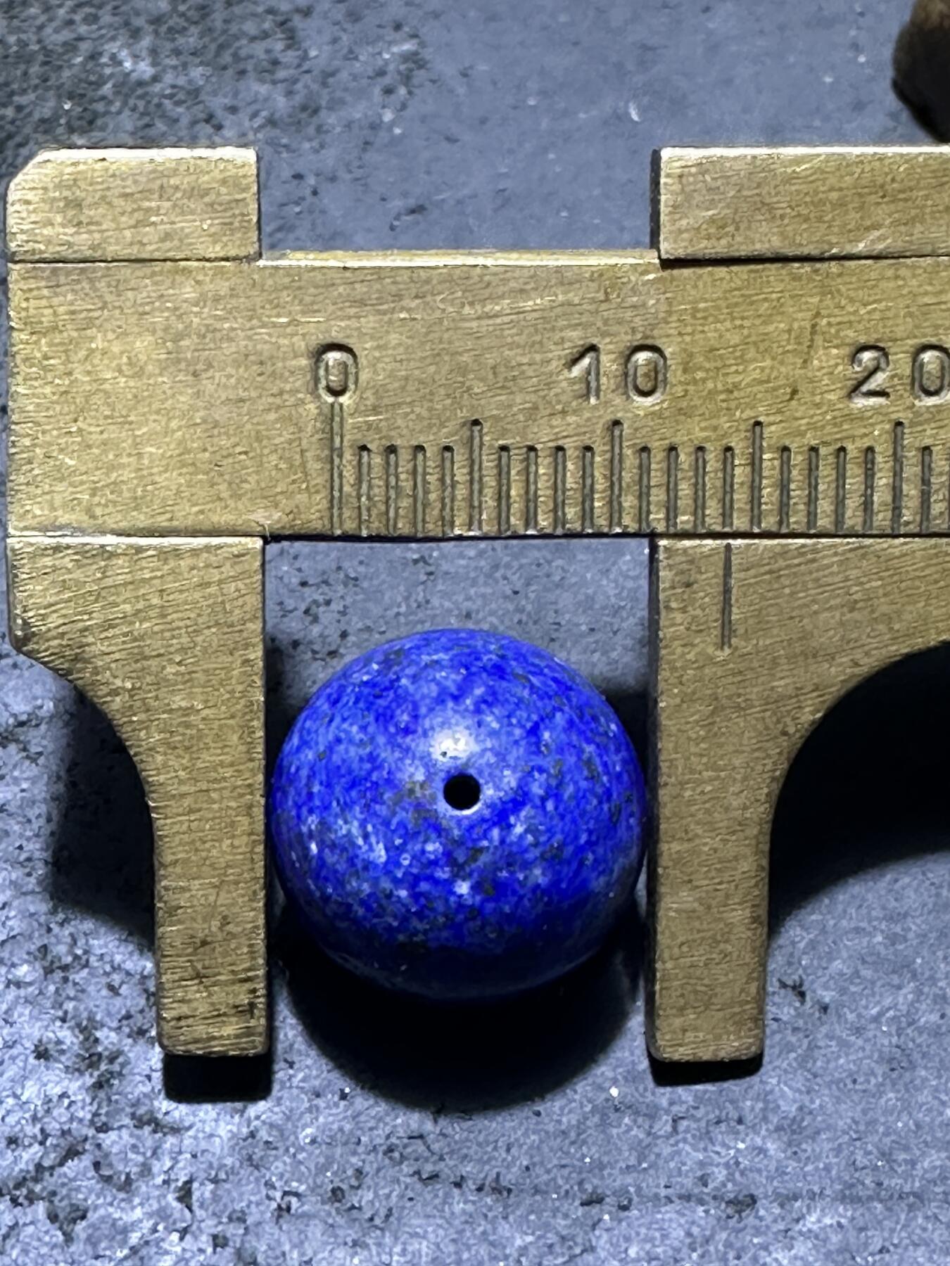 阿富汗老矿青金石通货圆珠一个！