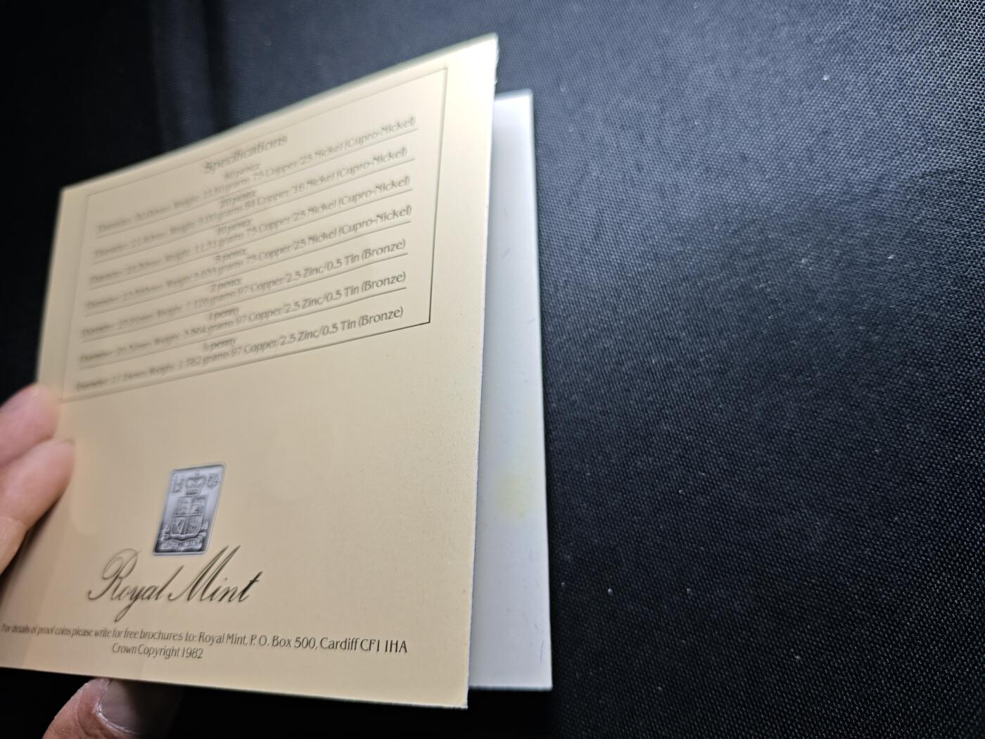 KK钱币收藏小铺 （套币 好品/批量散币 银币）专场  2月预留时间 周末发货   1982英国大小面值清年一套