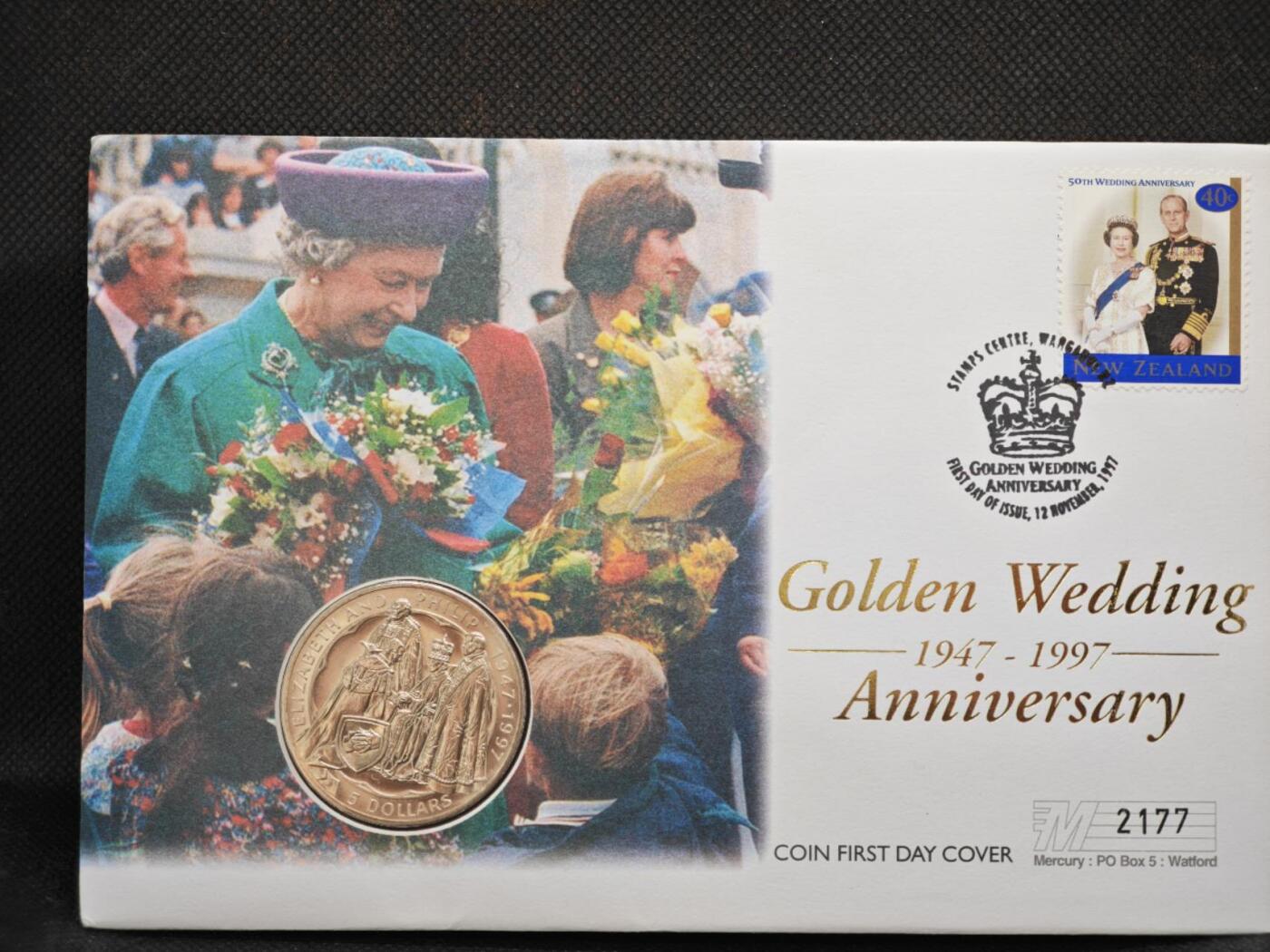 【淘币小摊】限时拍第八百零七拍  克朗币邮币封场  满百包邮可预留两周  周一统一发货   新西兰1997年女王金婚5元纪念币邮币封