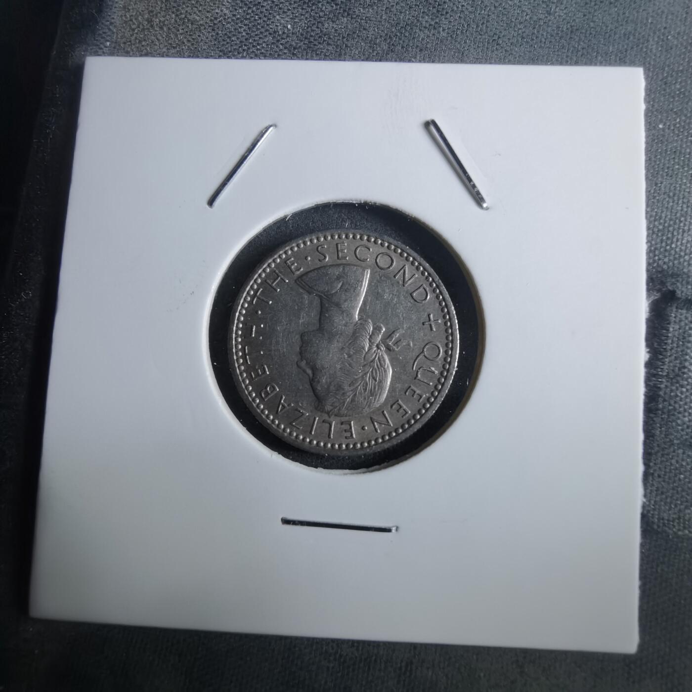 沼泽如烟--第912场 新西兰1961年6便士