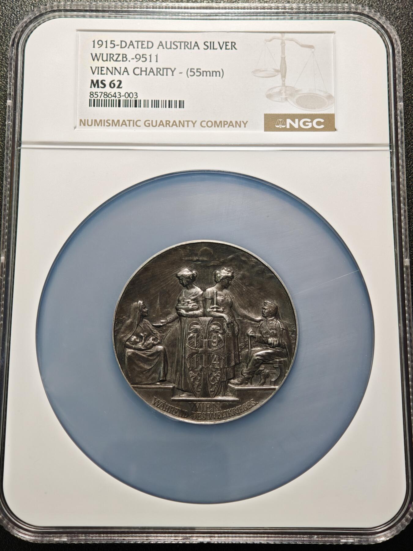 【德藏】世界币章拍卖第154期（拍品征集中~欢迎藏友联系） 1915年 奥地利维也纳士兵伤员关怀纪念大银章 55mm NGC MS62大盒装 稀少品种 设计精美饱满 