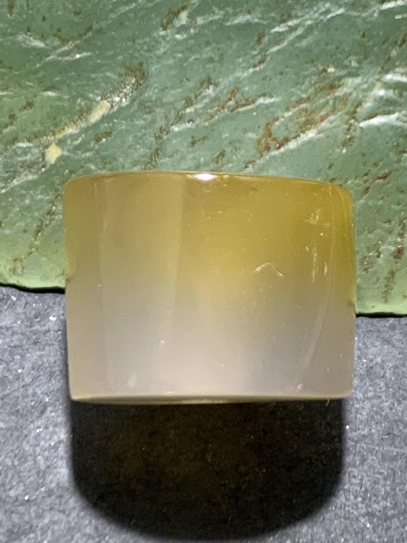 蒙料冻料飘鸡油黄战国红玛瑙通货晶洞墩子一个