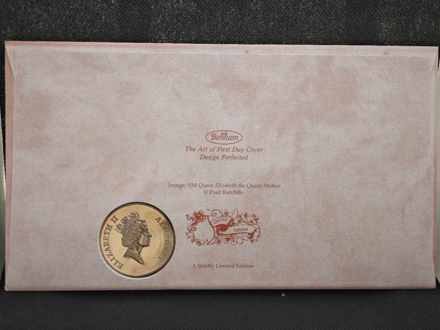 【淘币小摊】限时拍第八百零七拍  克朗币邮币封场  满百包邮可预留两周  周一统一发货   奥尔德尼1995年女王母亲95周岁5镑纪念币邮币封