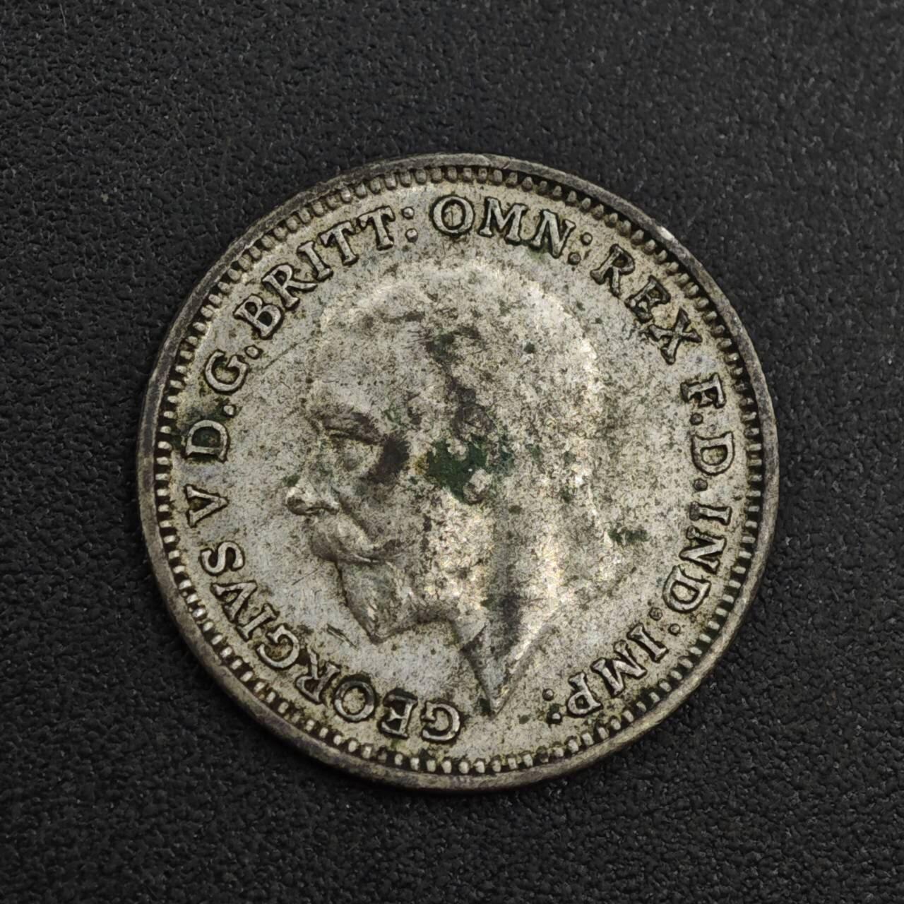 【淘币小摊】实时拍第八百零四拍   散币银币场   满百包邮可预留二周 每周一统一发货   英国1931年乔治五世3便士银币