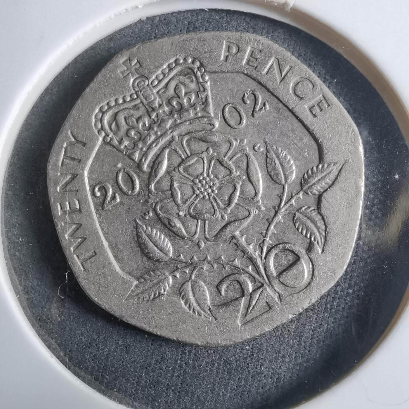 沼泽如烟--第912场 英国2002年20便士