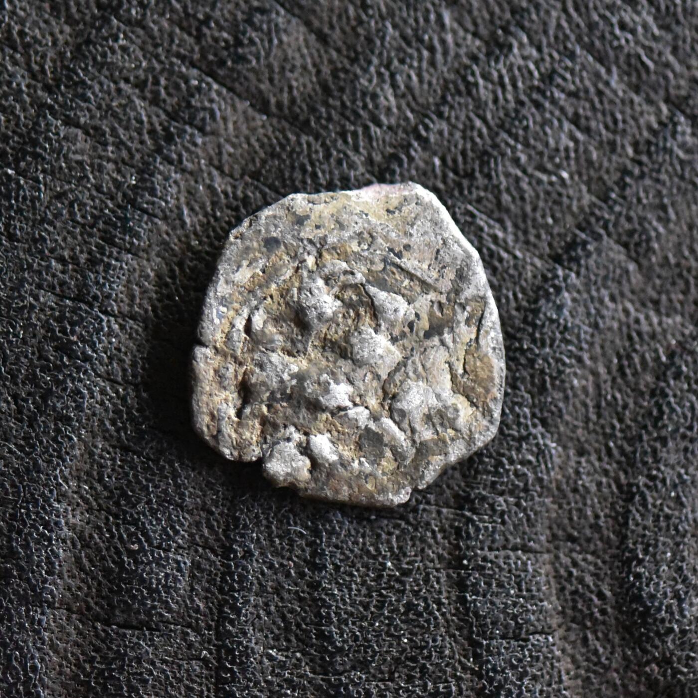 【良泉】第42期【自动场】12月4日晚19.30点开拍！99枚域外古代钱币专场  公元1039-1125年【中世纪】意大利卢卡城 亨利三世（海因里希三世）银币，0.64克