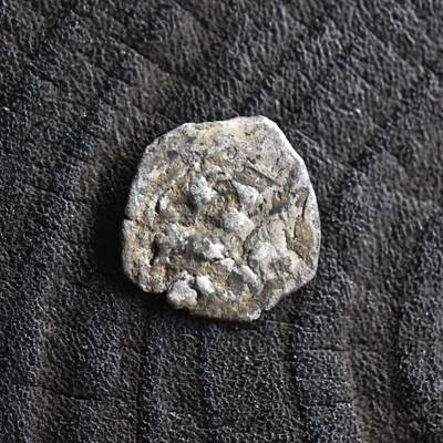 【良泉】第42期【自动场】12月4日晚19.30点开拍！99枚域外古代钱币专场  - 公元1039-1125年【中世纪】意大利卢卡城 亨利三世（海因里希三世）银币，0.64克