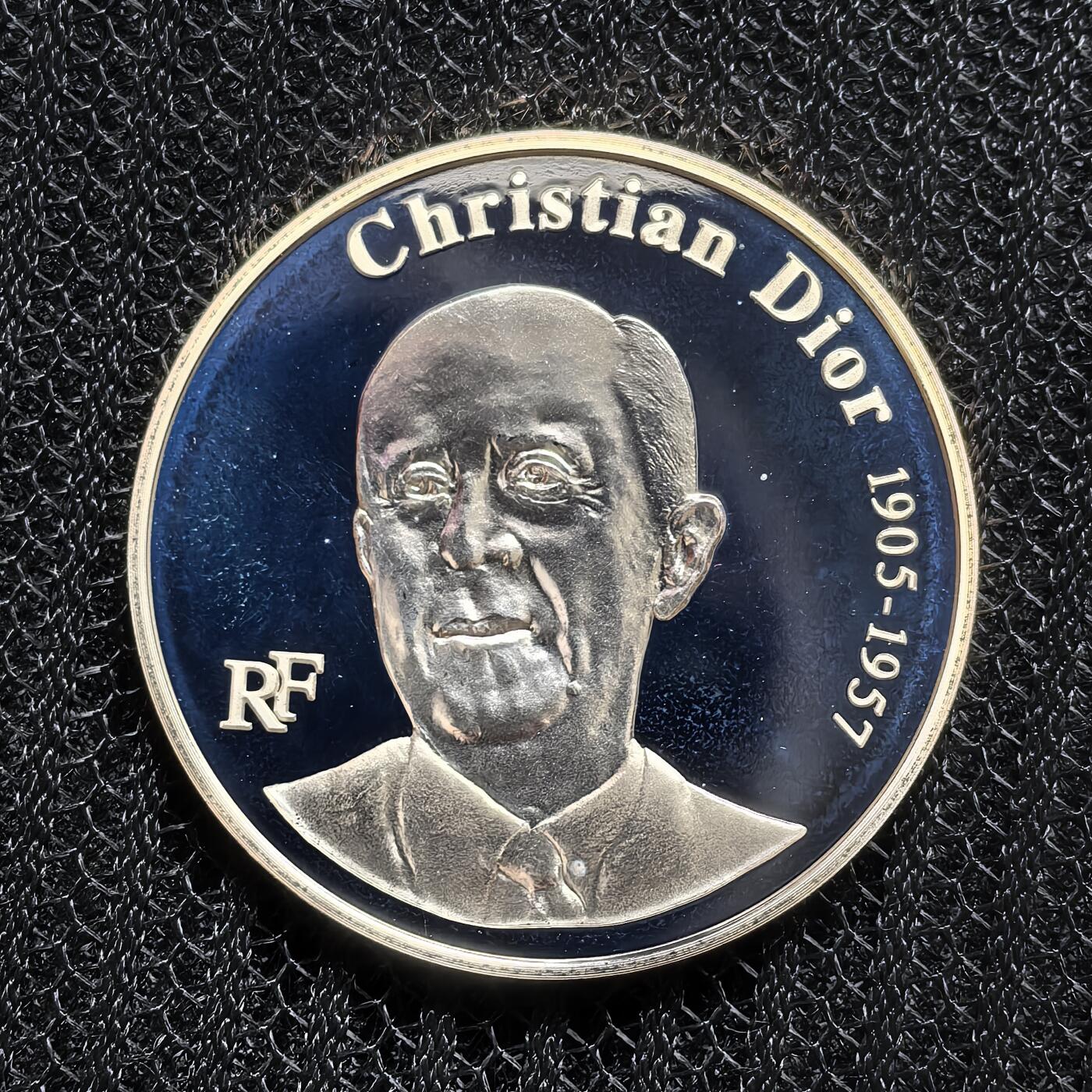 道一币馆币章第一百五十六场 原盒证 法国2007年知名品牌迪奥创始人逝世50周年10欧元精制银币