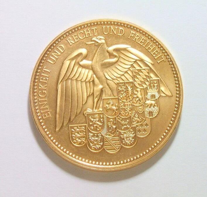 德国勃兰登堡门+鹰徽+州徽 高浮雕精制大镀金章 40MM