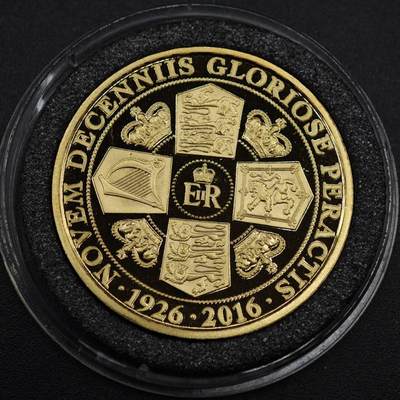 【淘币小摊】限时拍第八百零七拍  克朗币邮币封场  满百包邮可预留两周  周一统一发货  -  直布罗陀2016年女王90周岁半克朗纪念币 