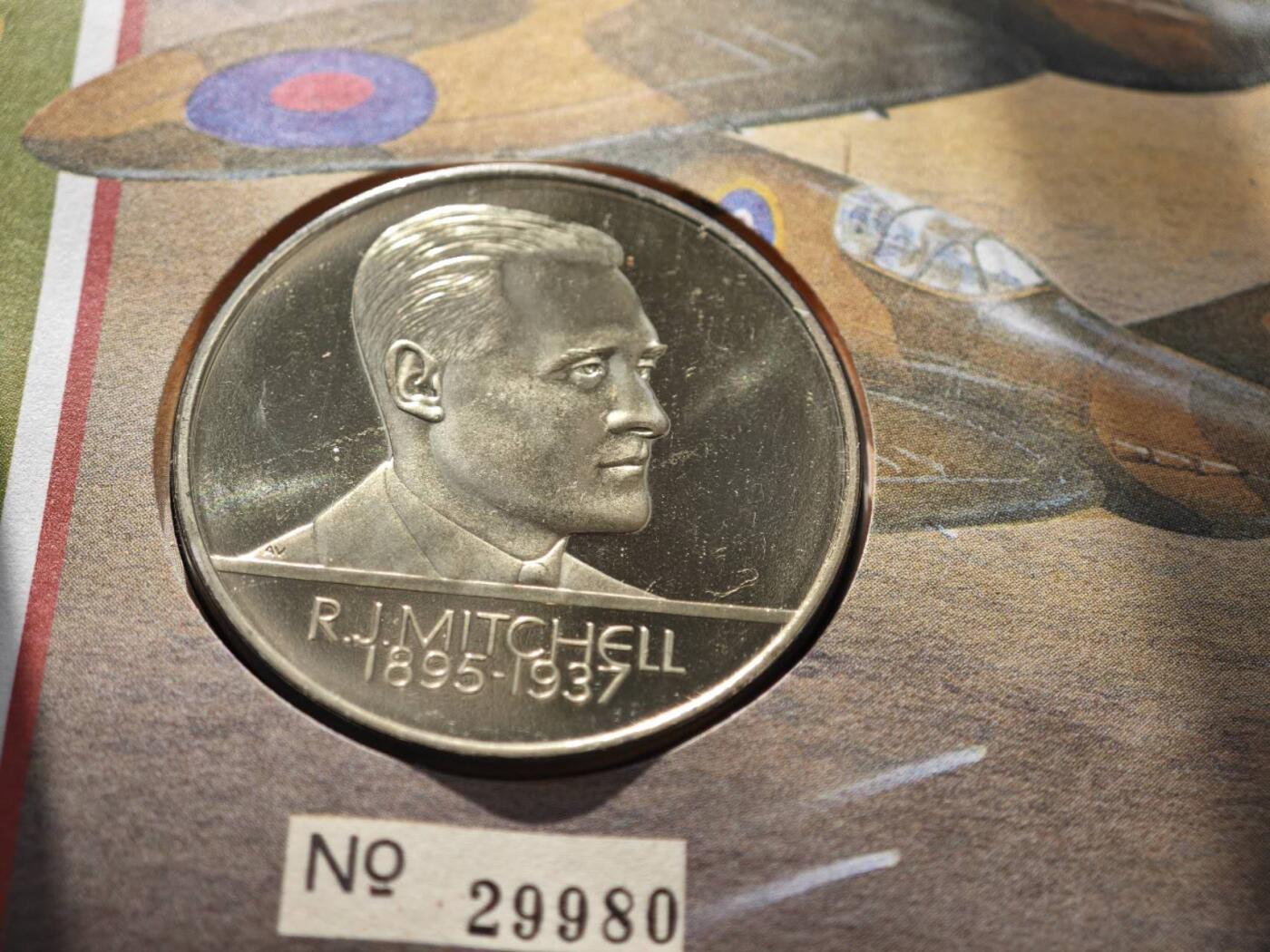 【淘币小摊】限时拍第八百零七拍  克朗币邮币封场  满百包邮可预留两周  周一统一发货   二战飞机纪念章邮币封