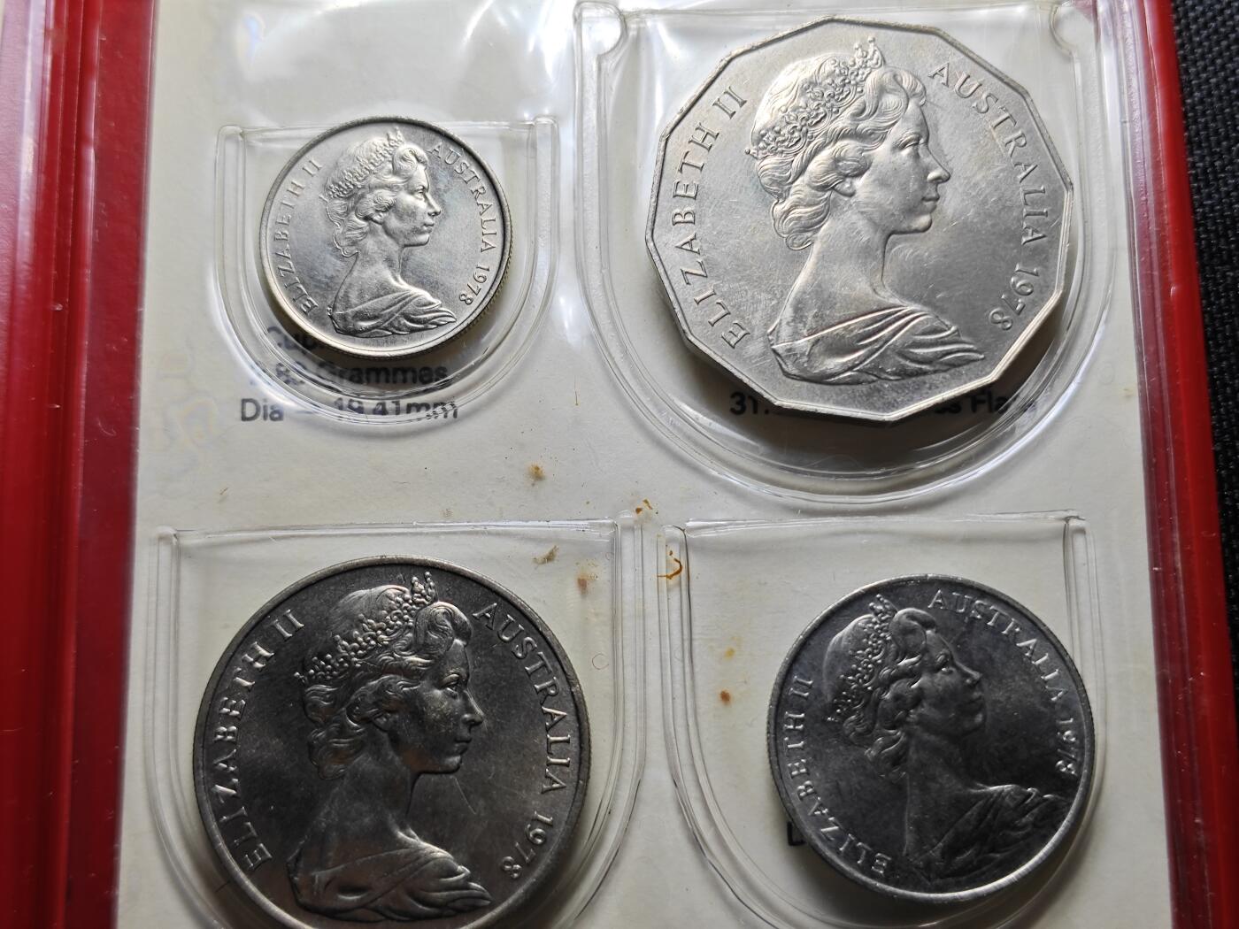 KK钱币收藏小铺 （套币 好品/批量散币 银币）专场  2月预留时间 周末发货  1978澳大利亚官方册 大小面值清年一套