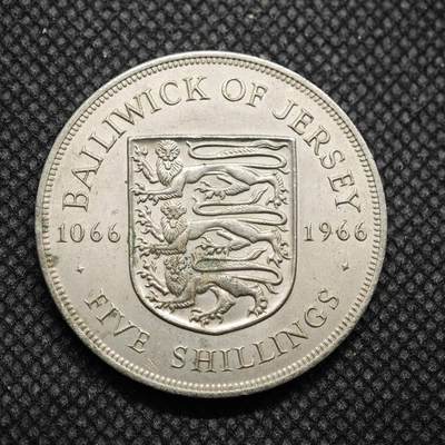 【淘币小摊】限时拍第八百零七拍  克朗币邮币封场  满百包邮可预留两周  周一统一发货  -  泽西岛1966年900周年5先令纪念币