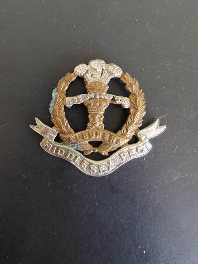 老王徽章第165期 - 英国米德尔塞克斯步兵团帽徽     一战时期    背杆损坏