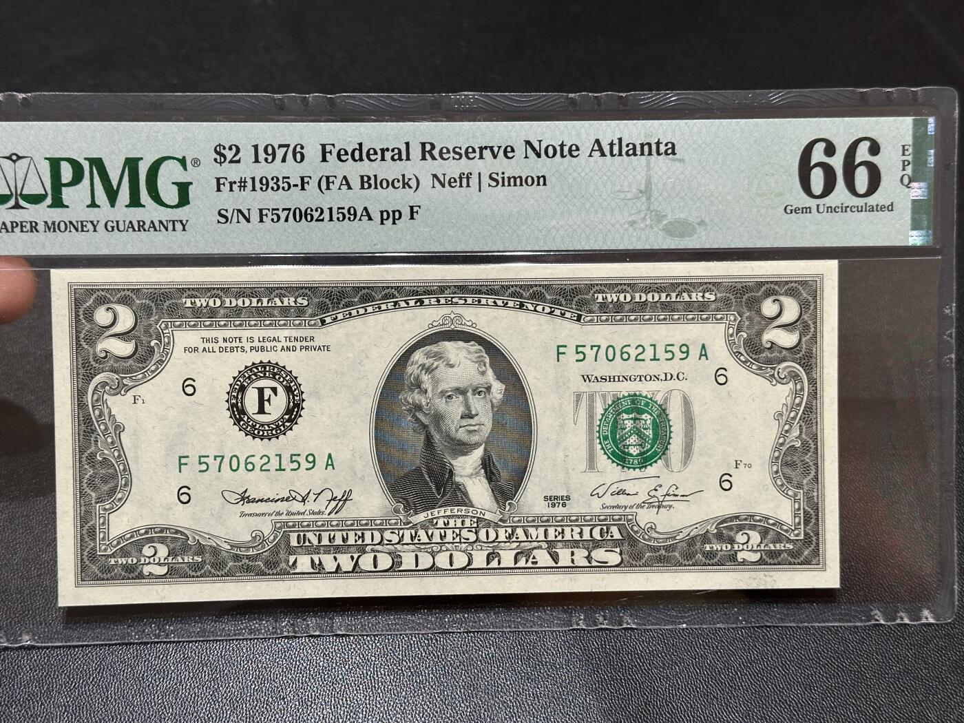 《外钞收藏家》第五百八十七期（精选场）（本平台长期征集拍品、欢迎藏友们联系合作） 1976年美国2美元 PMG66