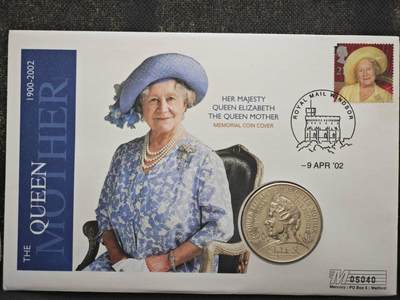 【淘币小摊】限时拍第八百零七拍  克朗币邮币封场  满百包邮可预留两周  周一统一发货  -   英国2000年女王母亲5镑纪念币邮币封