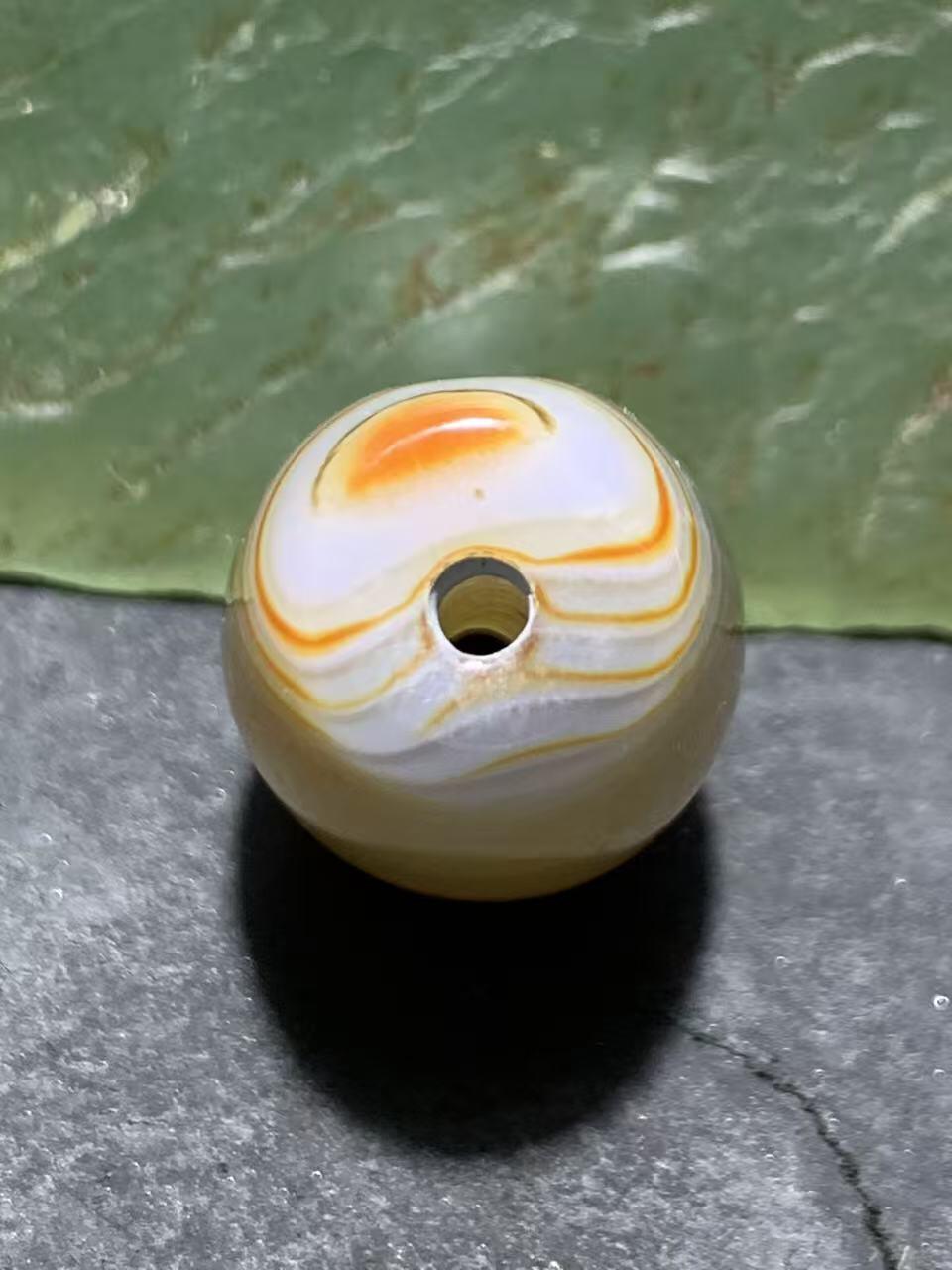 高玉化千层纹缠丝玛瑙随形通货桶珠一个