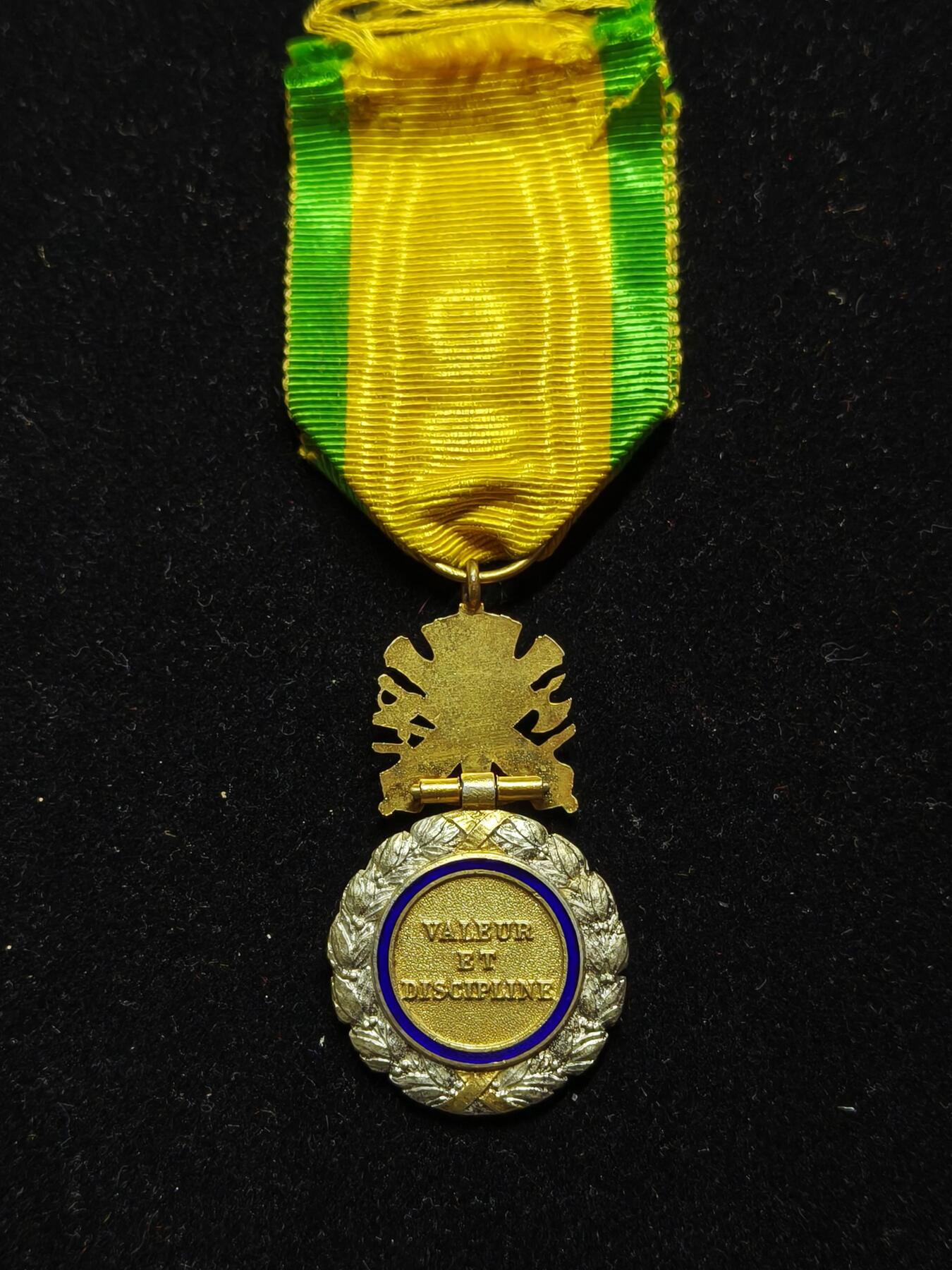 铭记历史 勿忘国耻 抗战胜利80周年精品专场 第二场 法国第三共和国时期 银制 军事功勋奖章 