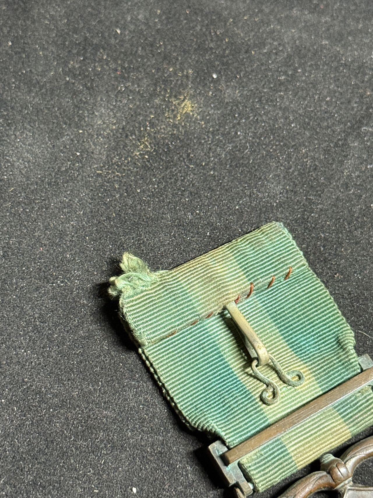 戎马世界章牌大赏第108期 勿忘国耻！甲午战役从军记章，绶带有损