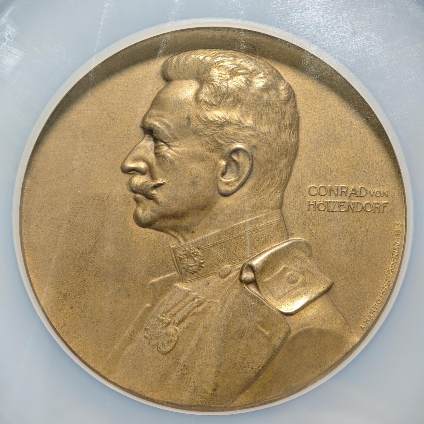 【德藏】世界币章拍卖第154期（拍品征集中~欢迎藏友联系） 1915年 奥地利赫岑多夫伯爵屠龙纪念大铜章 65mm NGC MS64 人物形象生动 厚重压手