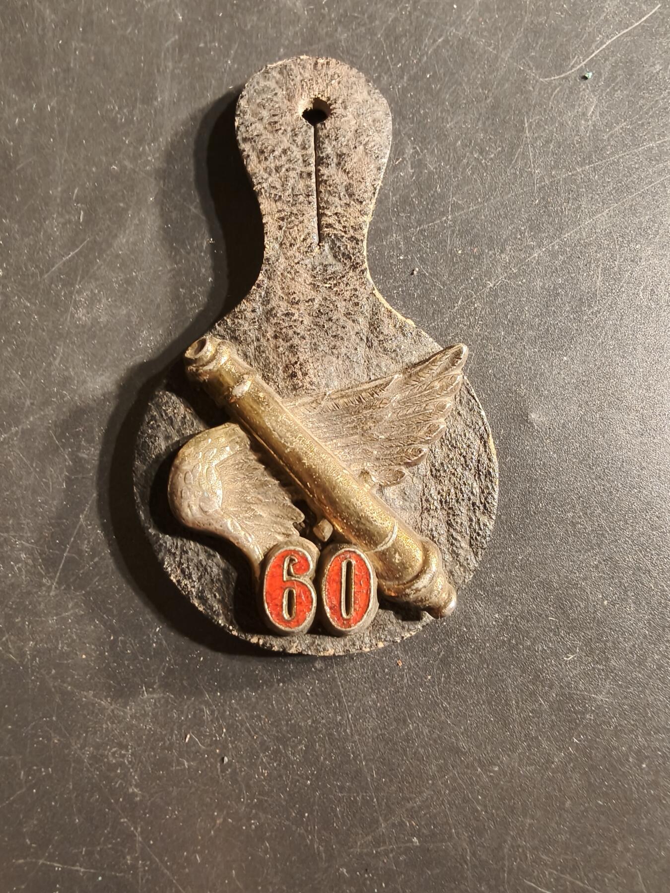 老王徽章第165期 法国第60炮兵团证章 