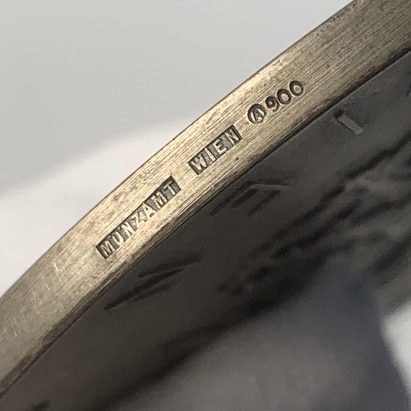 掌中浮雕-藏着的欧洲第043场 1910-1935年奥地利维也纳市政府服务25周年纪念银章，65mm，90g