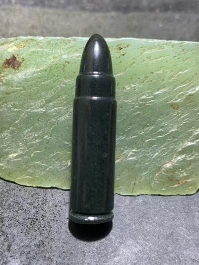 天然新疆和田青玉子 弹通货吊坠1颗，， - 天然新疆和田青玉子 弹通货吊坠1颗，，