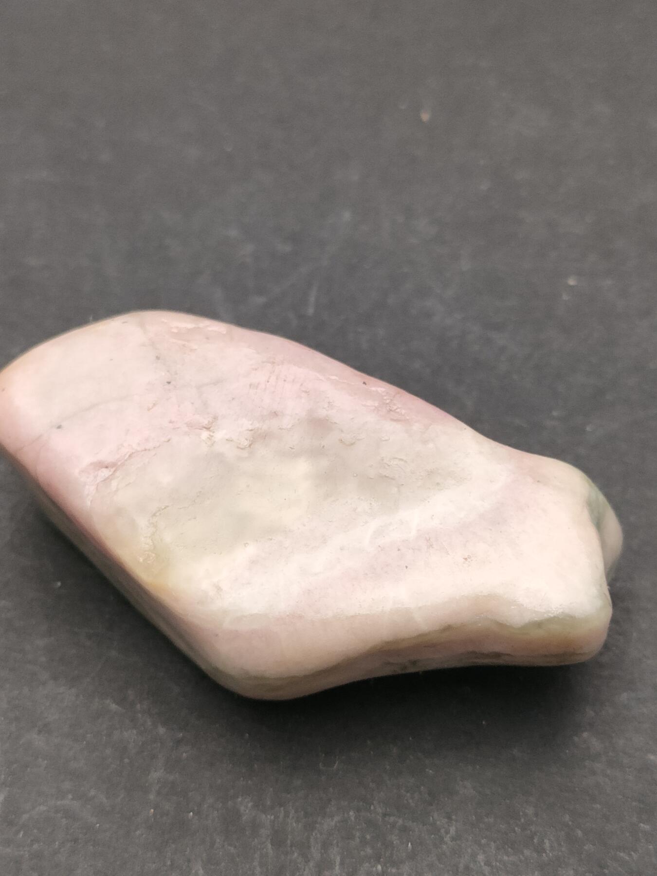 猩哥外币小铺➨【第203场】 和田玉原石20克