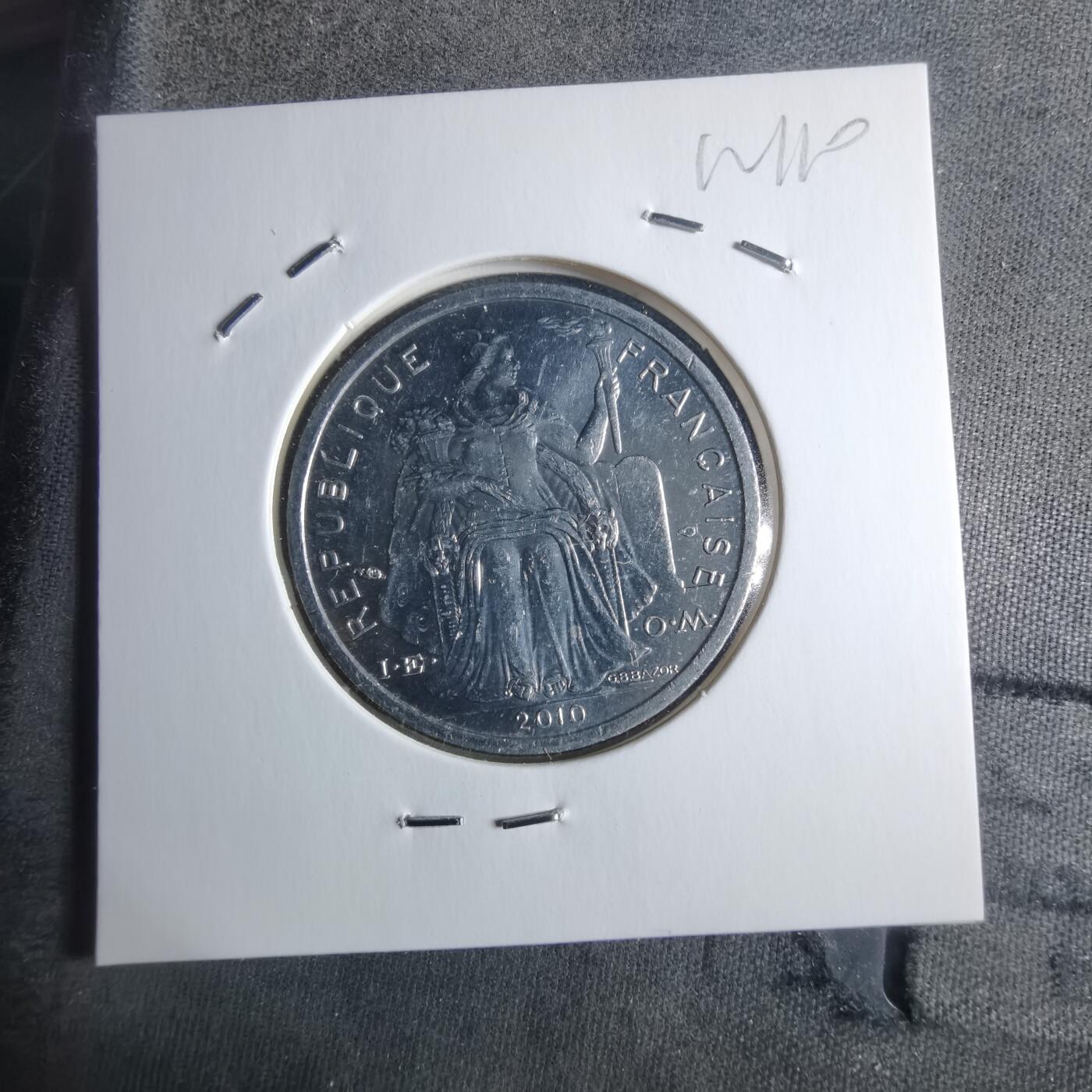 沼泽如烟--第912场 法属波利尼西亚2010年2法郎