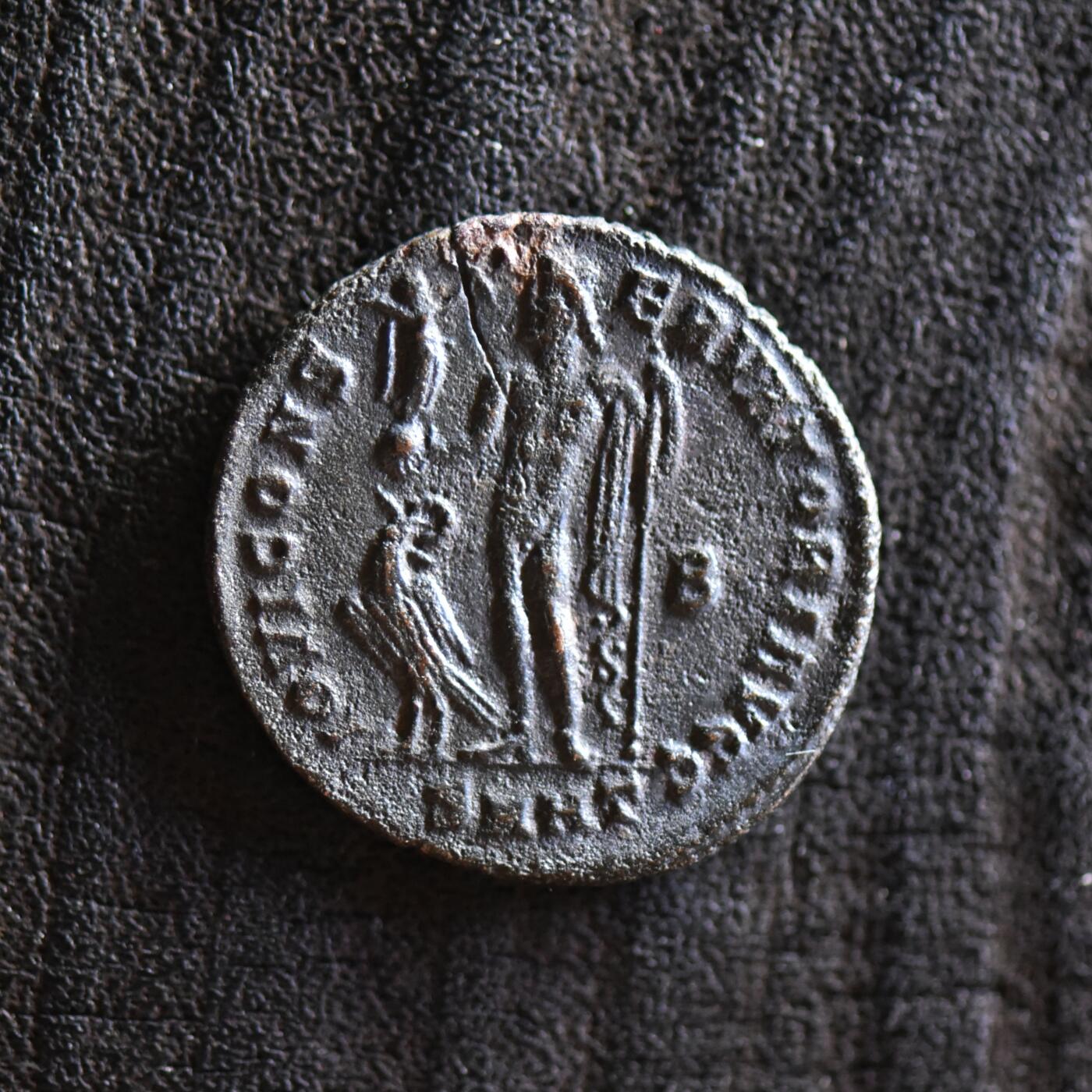 【良泉】第42期【自动场】12月4日晚19.30点开拍！99枚域外古代钱币专场  【美品】公元314年【古罗马】李锡尼一世“朱庇特”（宙斯）富力铜币，尼科墨底亚造币厂，3.95克