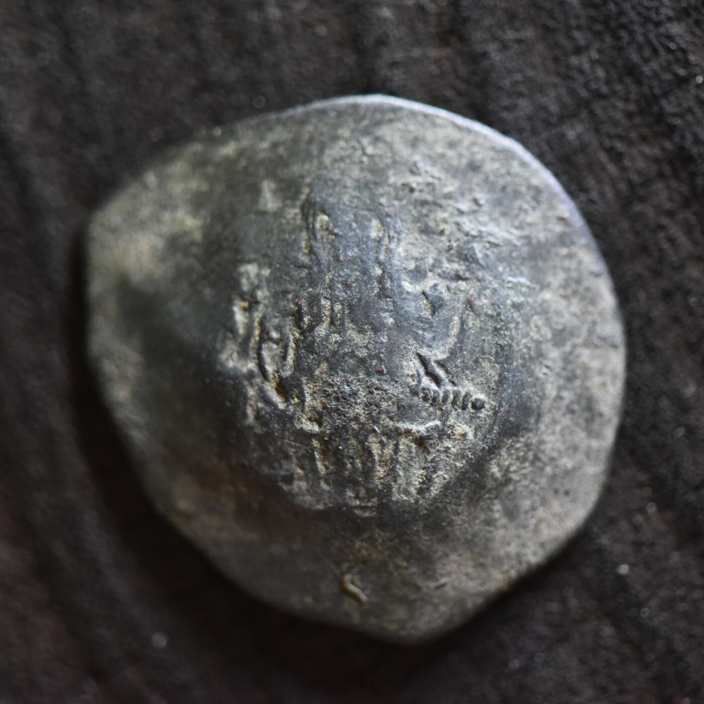 【良泉】【2025年最后一场】12月18日晚19.30点开拍！188组【直播场】西方古代钱币、丝路杂项、印章！ 【美品】公元1143-1180年【拜占庭】曼纽埃尔一世，银铜合金碟形Aspron Trachy，圣母为皇帝加冕/耶稣持福音书坐像，3.46克