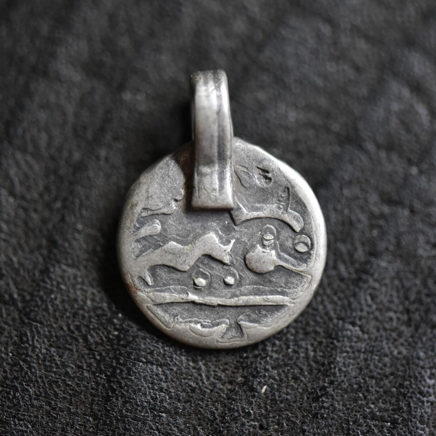 【良泉】第42期【自动场】12月4日晚19.30点开拍！99枚域外古代钱币专场  【中亚】布哈拉小吊坠，1.93克