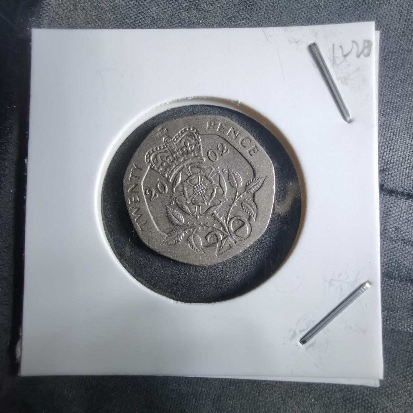 沼泽如烟--第912场 英国2002年20便士