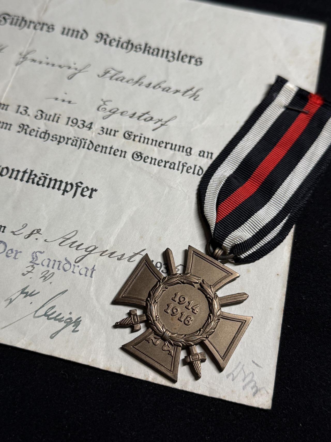 戎马世界章牌大赏第108期 德国兴登堡奖章，带证，军事版