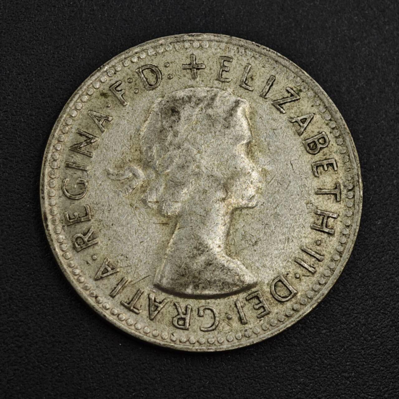 【淘币小摊】实时拍第八百零四拍   散币银币场   满百包邮可预留二周 每周一统一发货   澳大利亚1963年伊丽莎白二世一先令银币