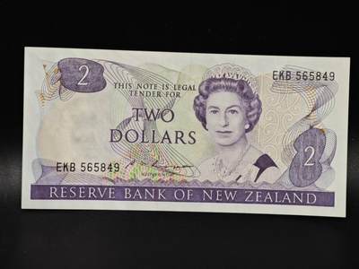 【淘币小摊】限时拍第八百零五拍  纸币场  满百包邮可预留两周  周一统一发货  - 新西兰2元纸币【有折】